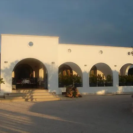 Tenuta Sicilia オストゥーニ