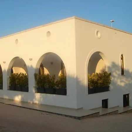 Tenuta Sicilia ヴィラ オストゥーニ
